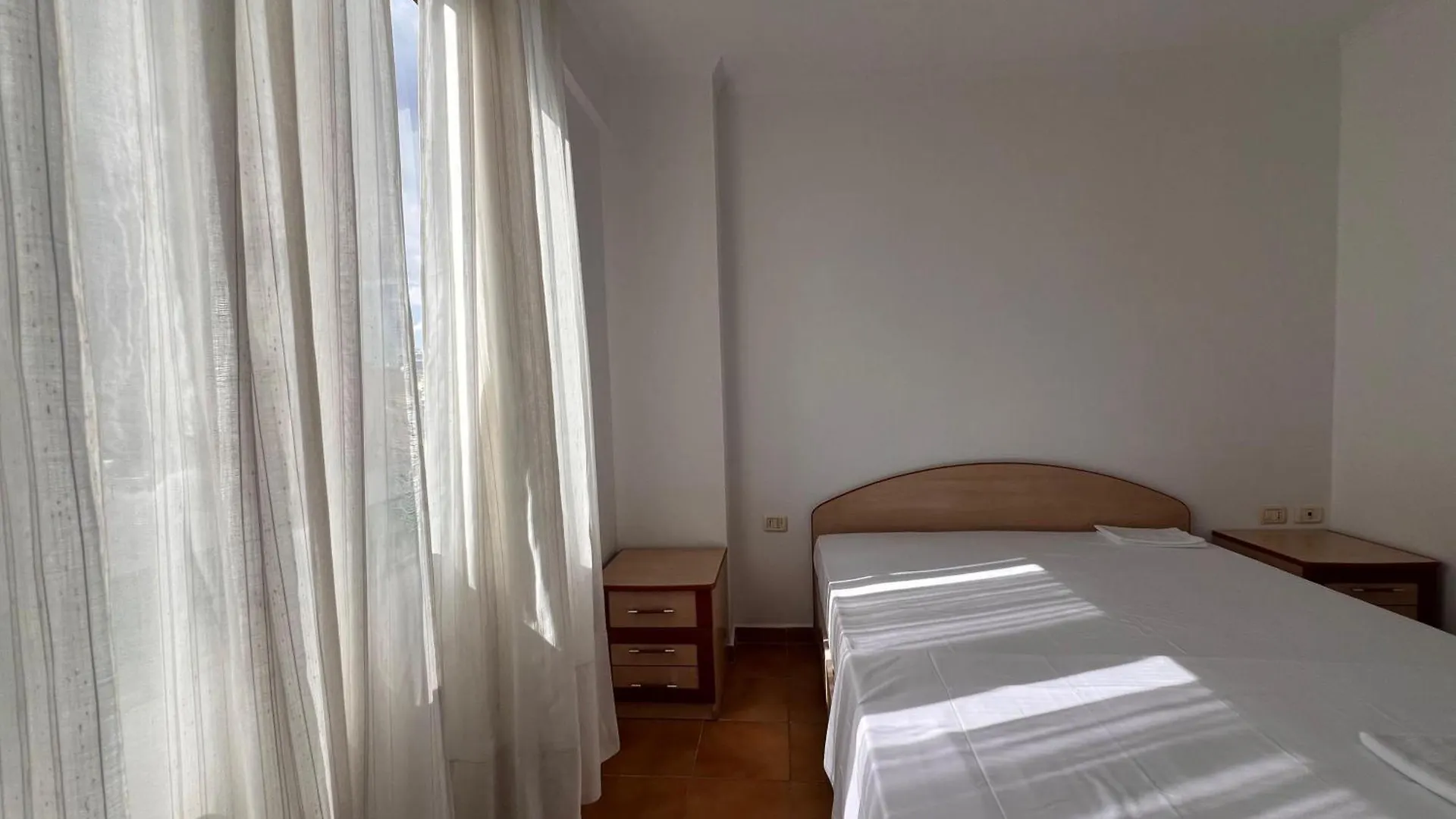Apartment Kalpazo Home New Bazzar Tirana
